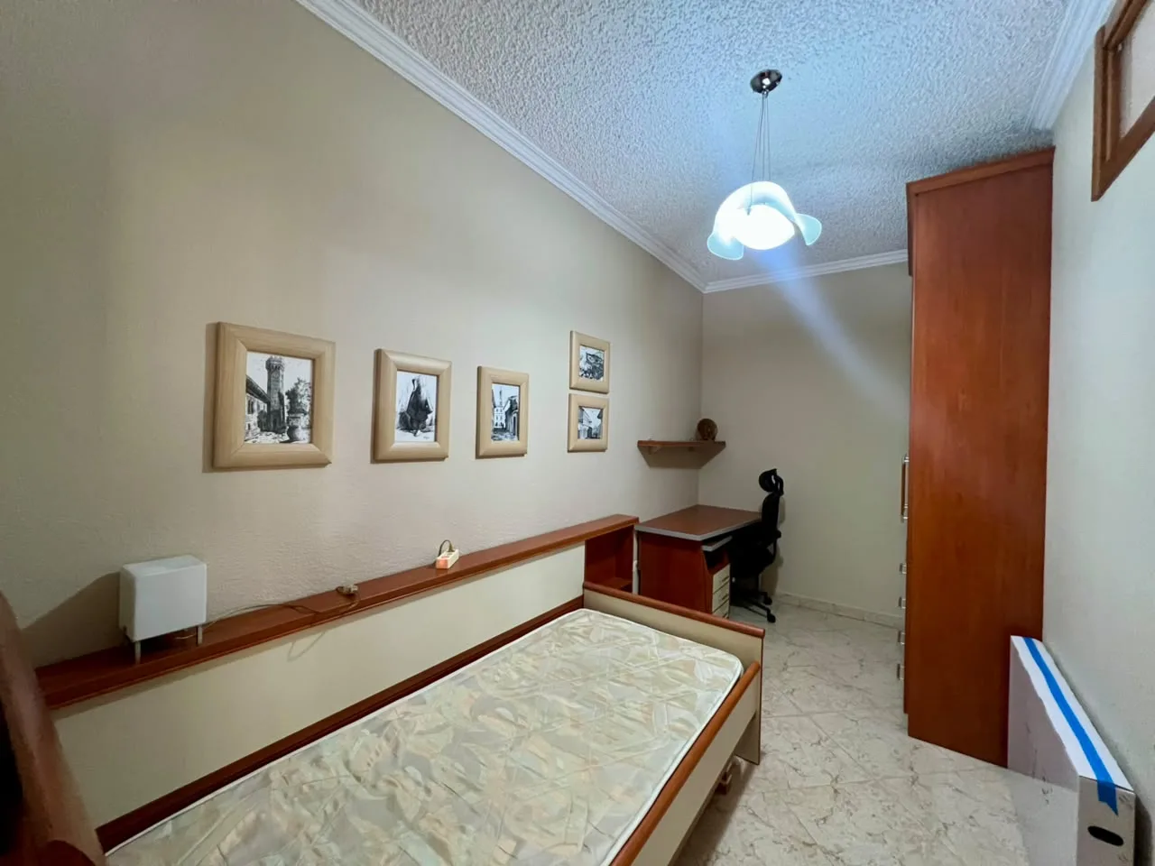 Zur Miete wurde eine möblierte 2+1-Wohnung mit 2 Balkonen in der Kossovarëve-Straße vermietet. - Image 9