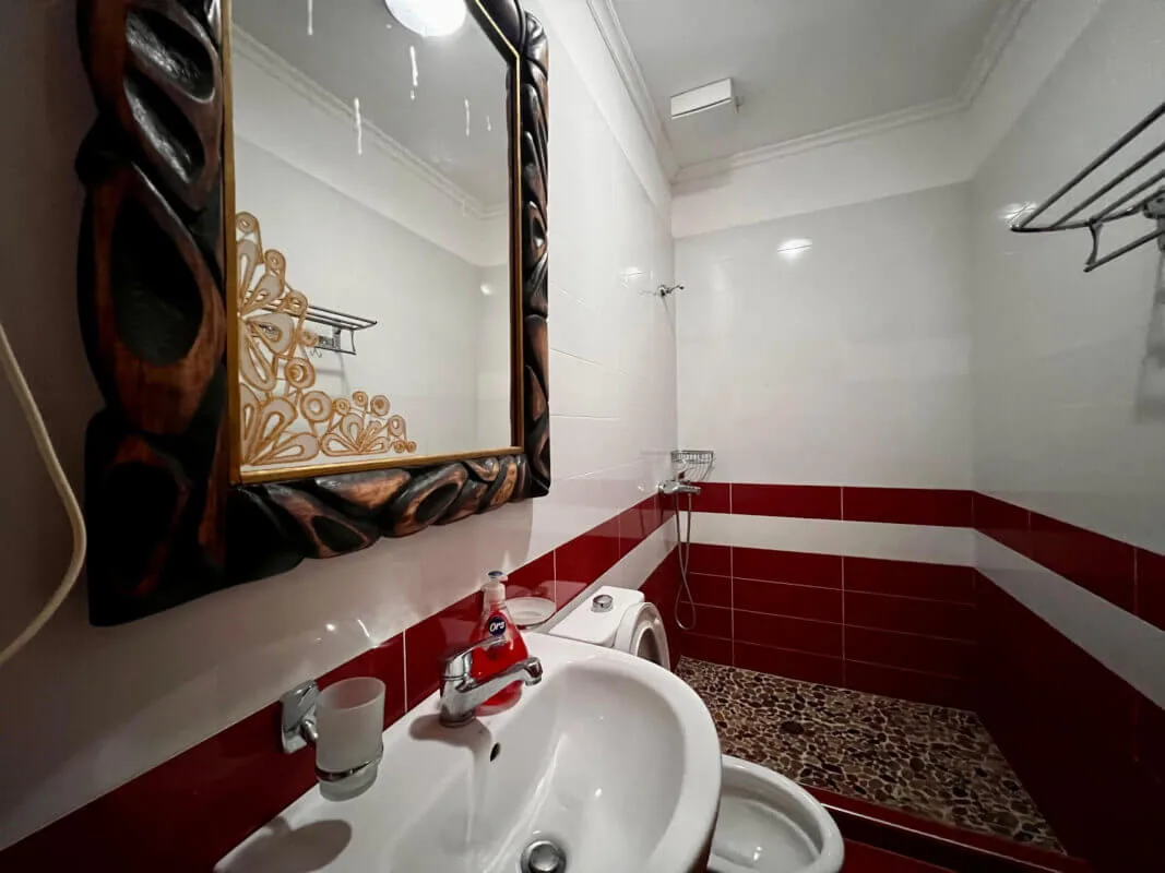 Zum Verkauf, Hotel mit 4 Stockwerken + Restaurant, Mali i Dajtit – Tirana - Image 9