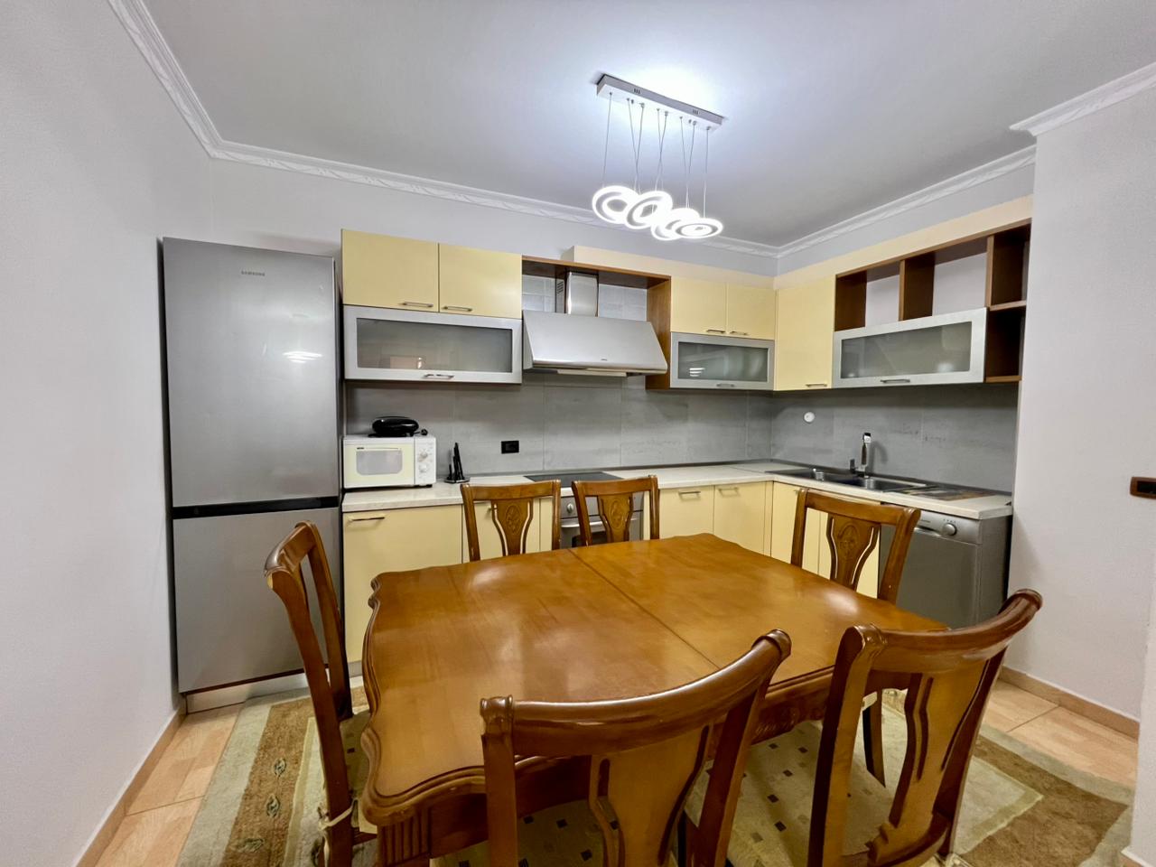 В аренду, квартира 2+1+2, Рруга и Кавая, Тирана. - Image 4