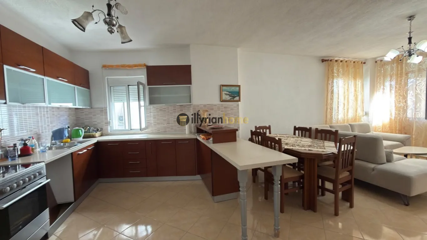 Exclusive | 2+1 apartment for sale near the Lake – Pogradec - Image 4