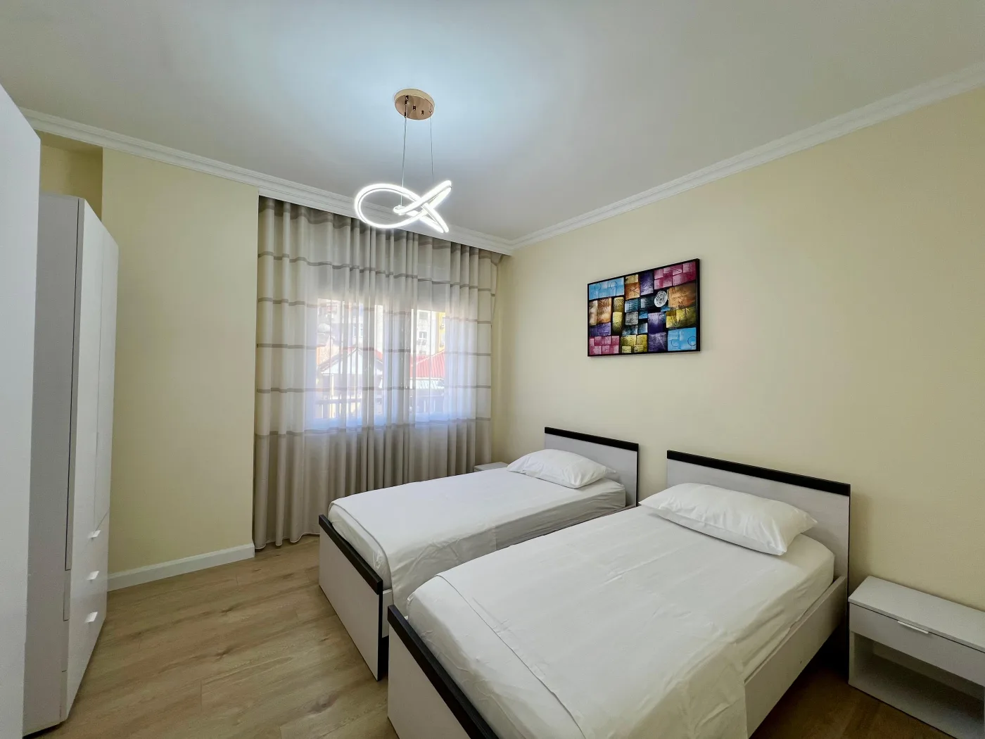Zu vermieten: 2+1+3-Wohnung mit 3 Bädern, Pazari i Ri, Tirana 5