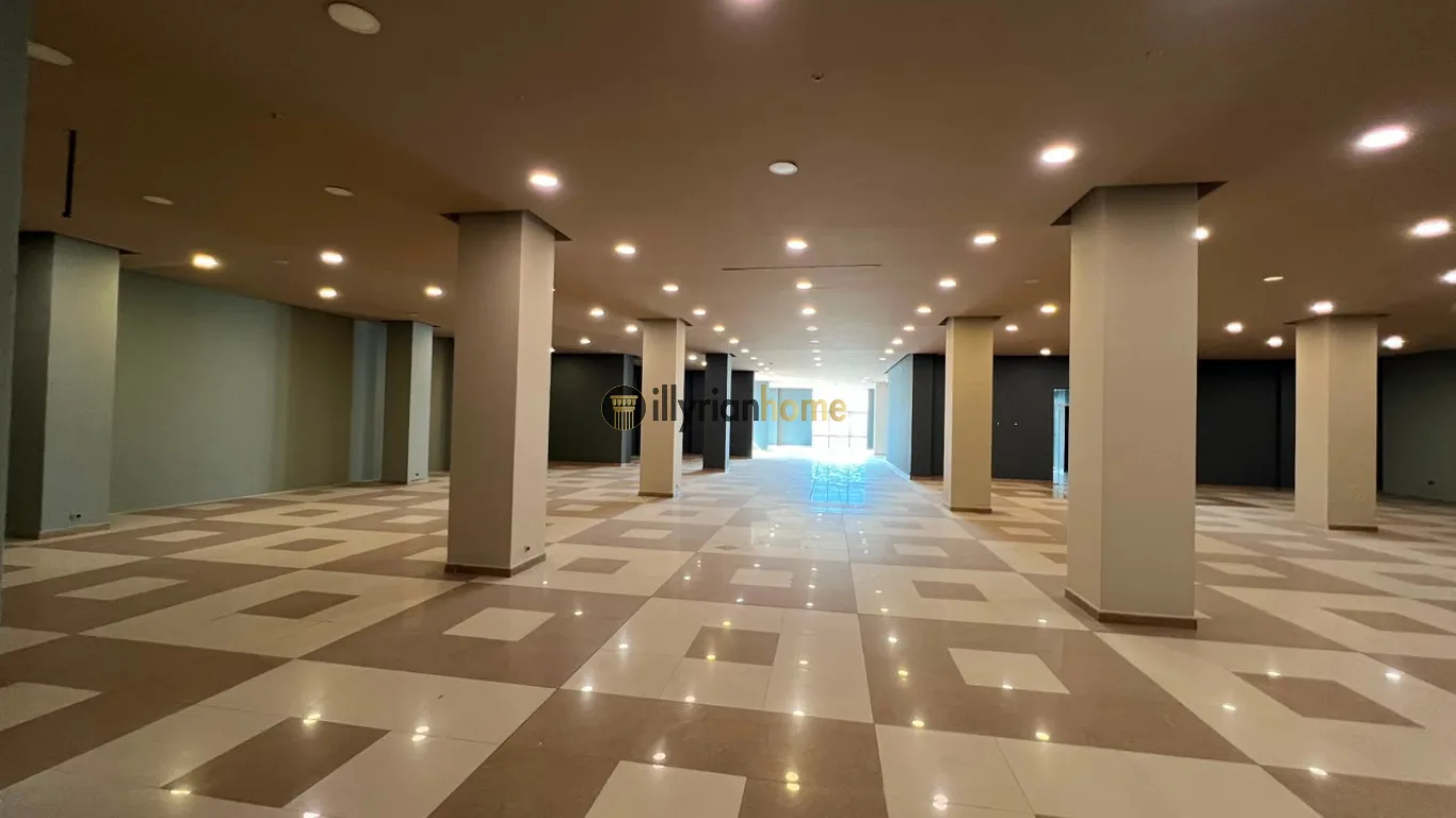 GEWERBEFLÄCHEN ZUR MIETE – IN DER NÄHE DES STELA RESORT