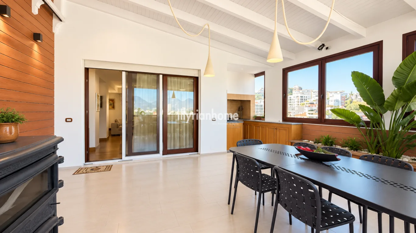 PENTHOUSE PREMIUM ME QIRA  | PRANË KOPSHTIT BOTANIK DHE LIQENIT ARTIFICIAL, TIRANË - Image 8