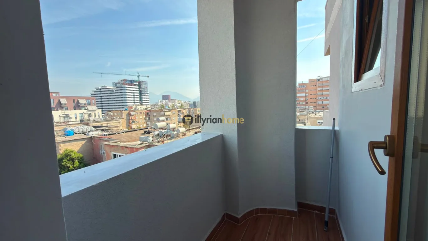 For sale, 2+1 apartment with restored balcony and high-quality finishes on Fadil Bodinaku Street, former New Tirana Station – Nishanaku Bridge. - Image 6