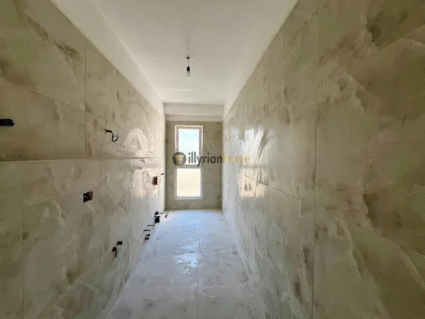 Zum Verkauf, 1+1 Wohnung in Laprakë, Tiranë. - Image 7