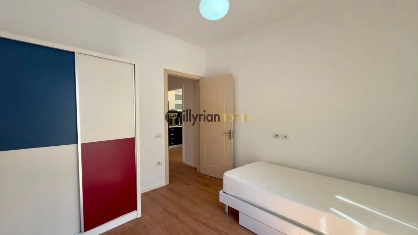 SHITET | APARTAMENT 2+1+2 | PRANË KOPSHTIT ZOOLOGJIK - Image 3