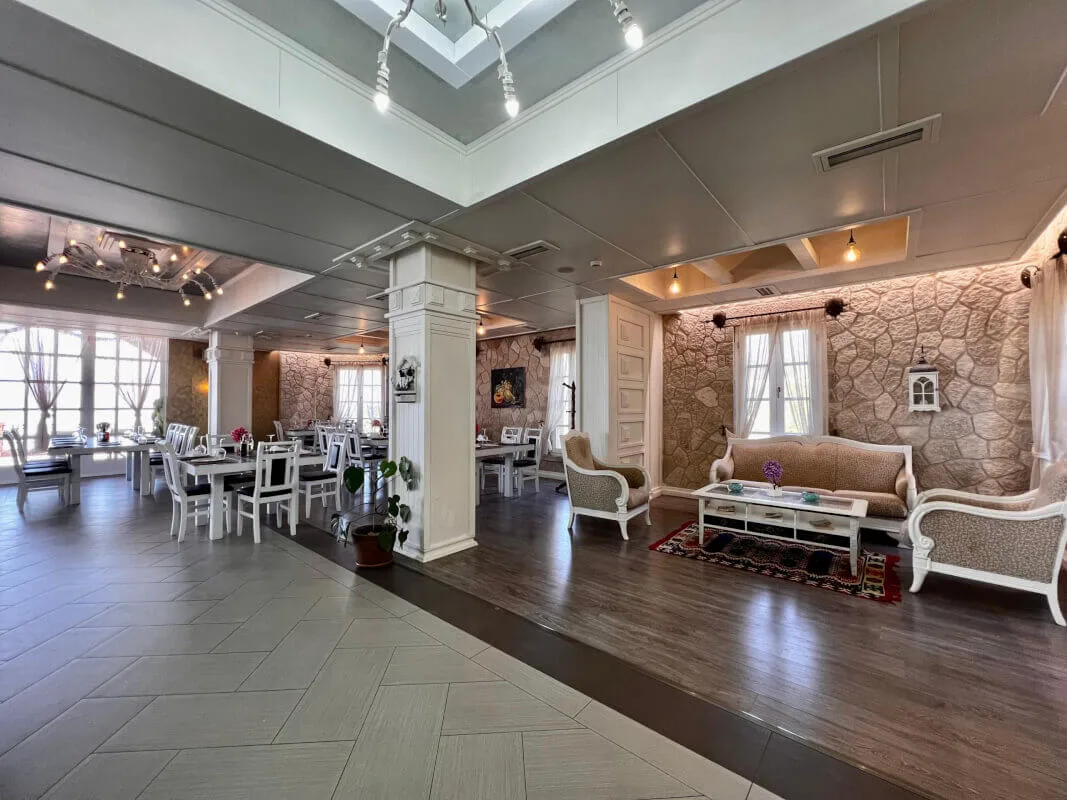 Zum Verkauf, Hotel mit 4 Stockwerken + Restaurant, Mali i Dajtit – Tirana - Image 13