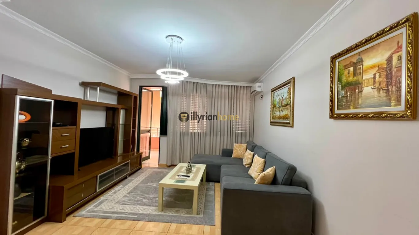 Zur Miete: 2+1+2 Wohnung mit 2 Badezimmern, Rruga e Kavajës, Tiranë. - Image 4
