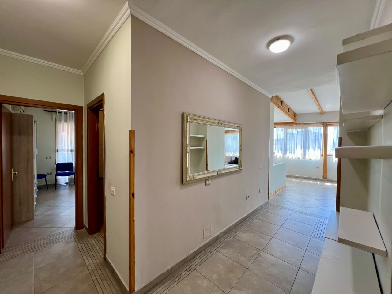 For rent, 2+1 apartment on Rr. Siri Kodra – Tirana 4