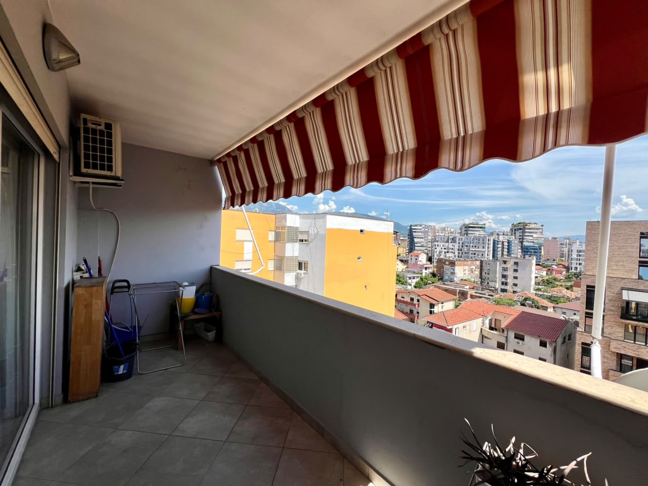 For rent, 2+1 apartment on Rr. Siri Kodra – Tirana 9