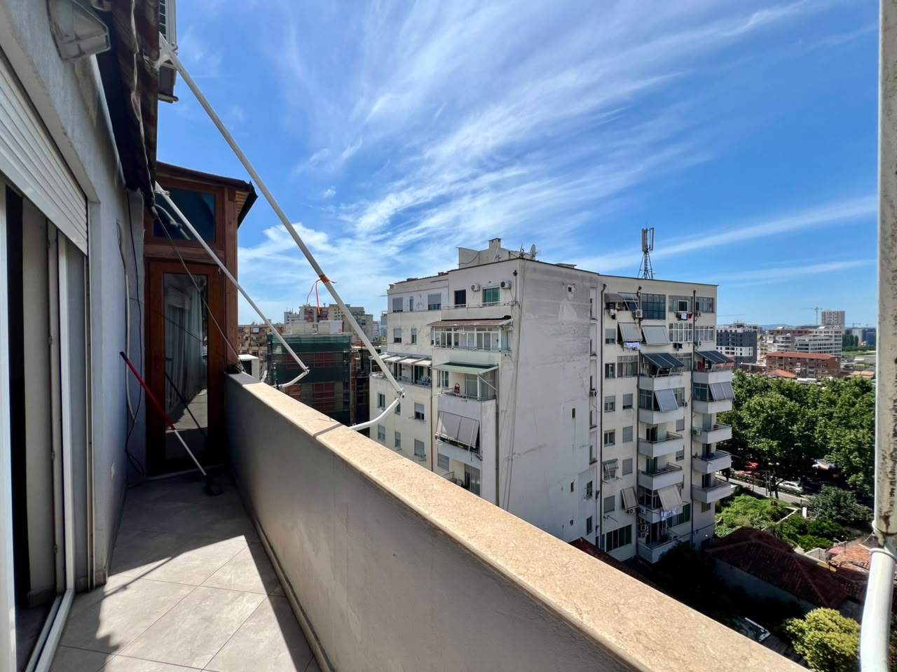 For rent, 2+1 apartment on Rr. Siri Kodra – Tirana 8