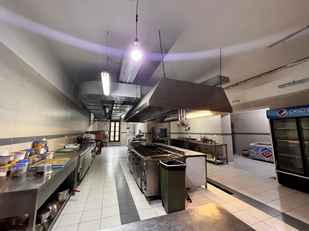 In vendita, Hotel 4-storey + restaurant, Mali i Dajtit – Tirana 18