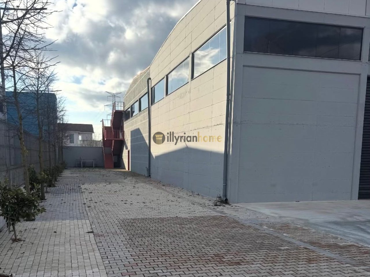 For rent: Commercial Space – Warehouse + Office | Strategic Industrial Zone 3