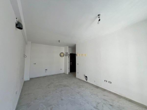 For sale, 1+1 apartment in Laprakë, Tirana. 6