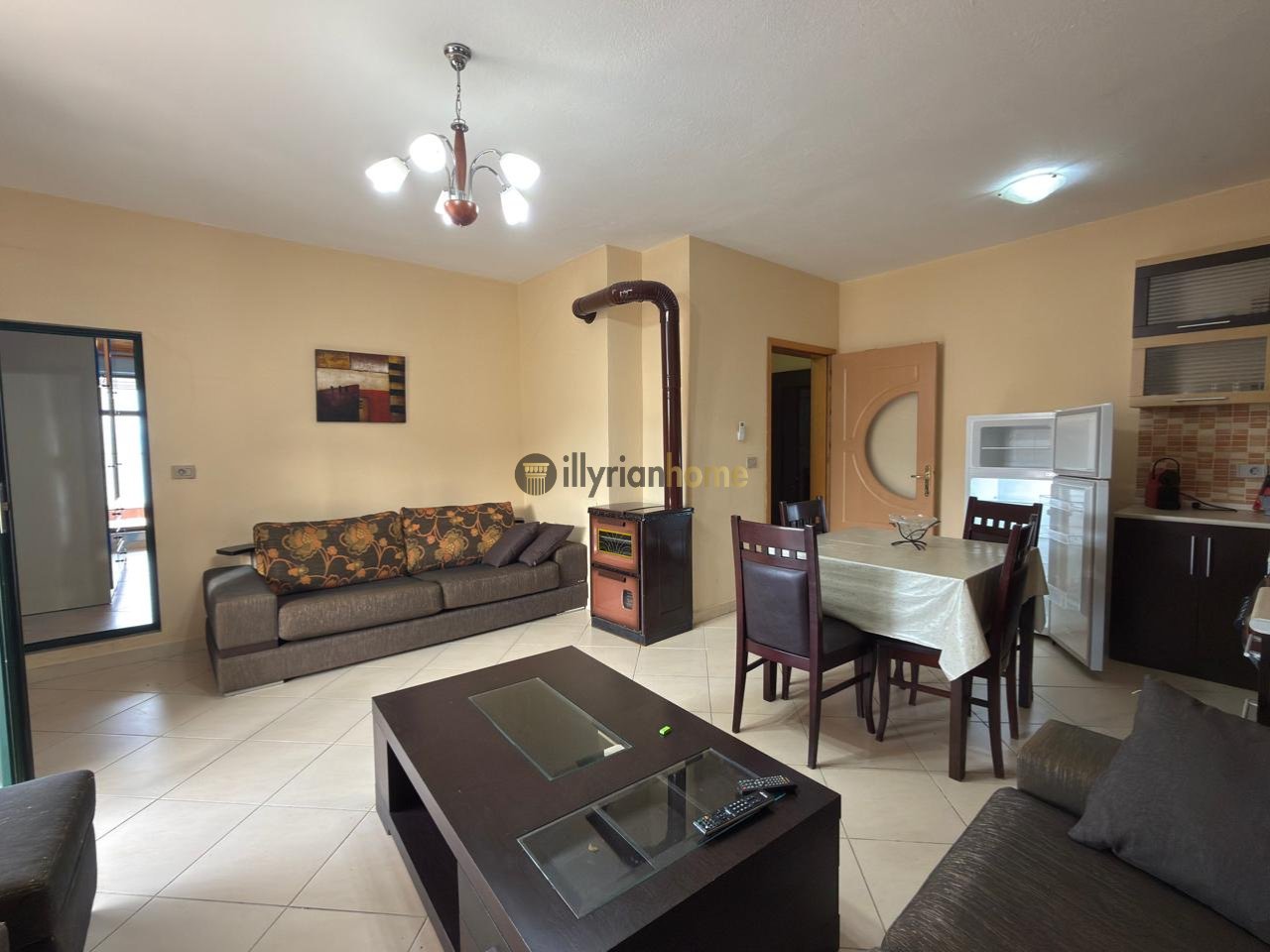For sale Apartment 2+1, near the Lake, Pogradec 2