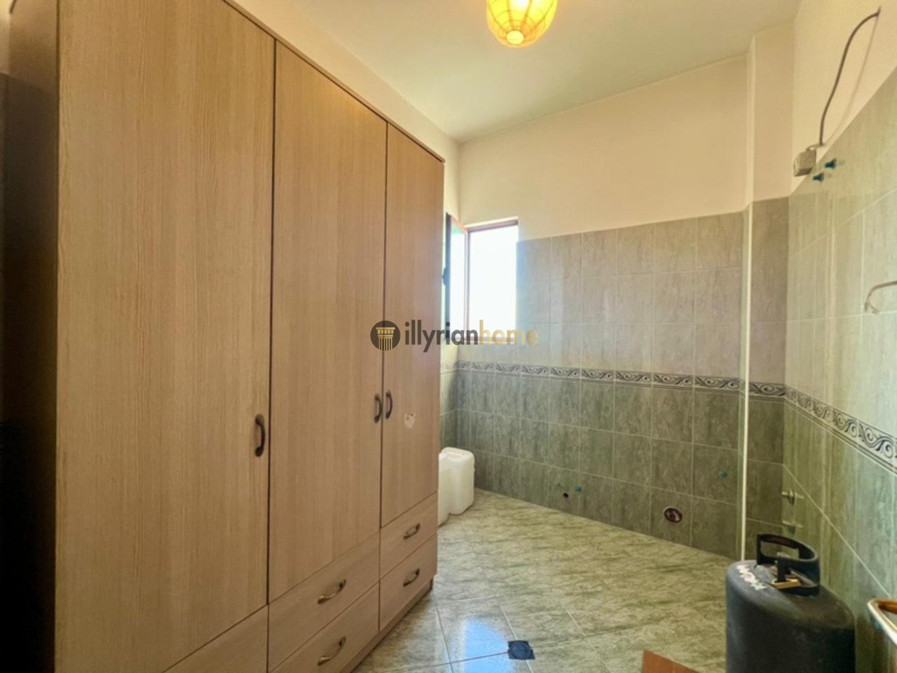 For rent: 3+1 apartment, “Fresk”, Tirana 6