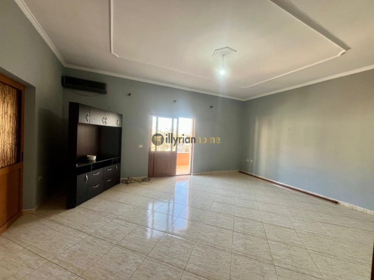 For rent: 3+1 apartment, “Fresk”, Tirana 4