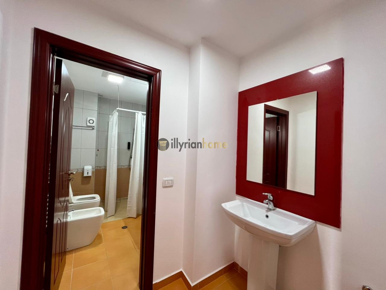 In vendita, Hotel, “Near Lake Farkë”, Tirana. 18