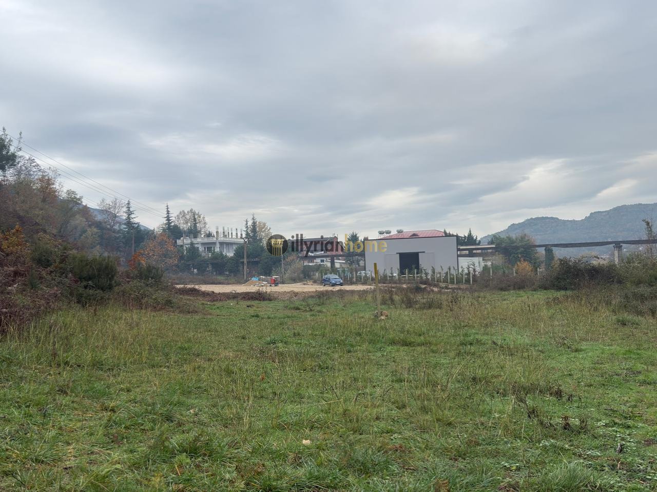 For sale: Land in Ibë e Poshtme, Tirana – Ideal investment amid nature! 2