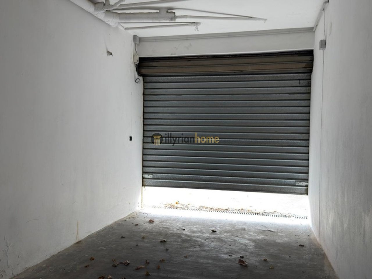 For rent, 4-story villa + basement, German Villas, Tirana 21